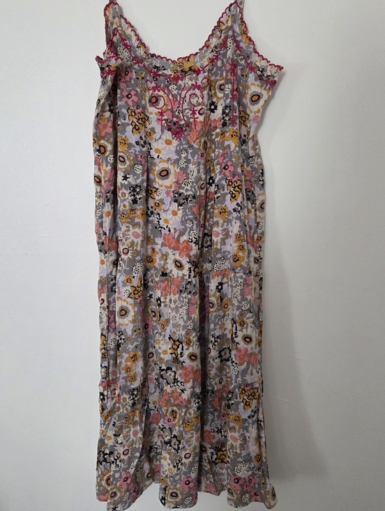 NATURAL LIFE Dresses & Skirts - Natural Life Avery Embroidered Floral Tiered Midi Dress - Size Medium